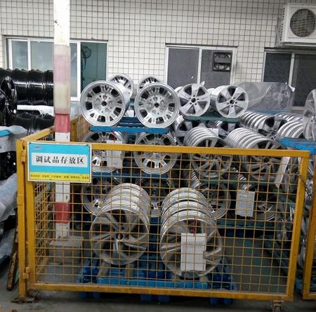 ​回访用户汽车铝合金车轮轮毂制造商广州戴卡旭